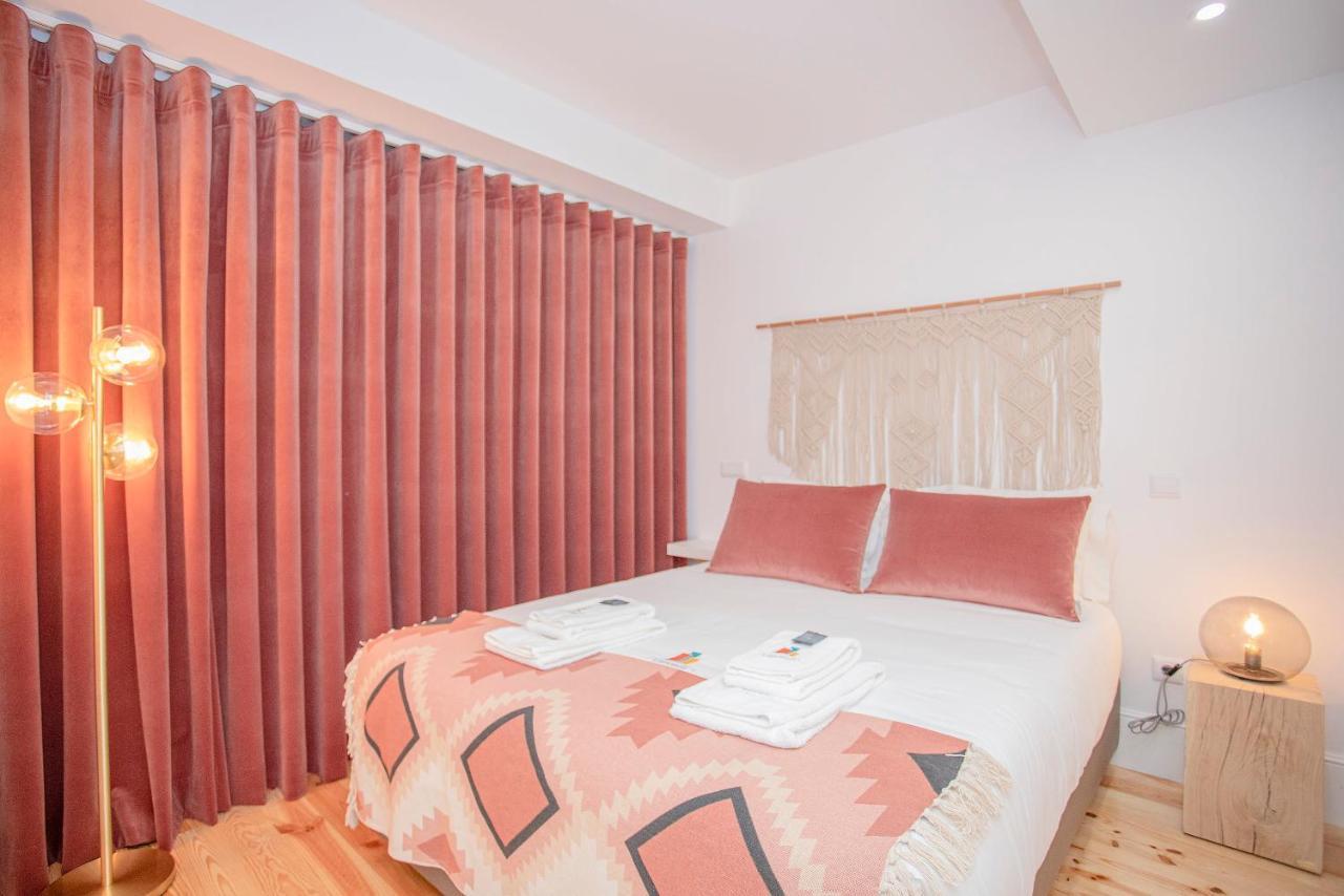 Liiiving In Porto - Flores Design Experience Apartments Extérieur photo
