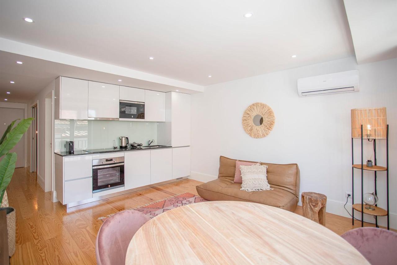 Liiiving In Porto - Flores Design Experience Apartments Extérieur photo