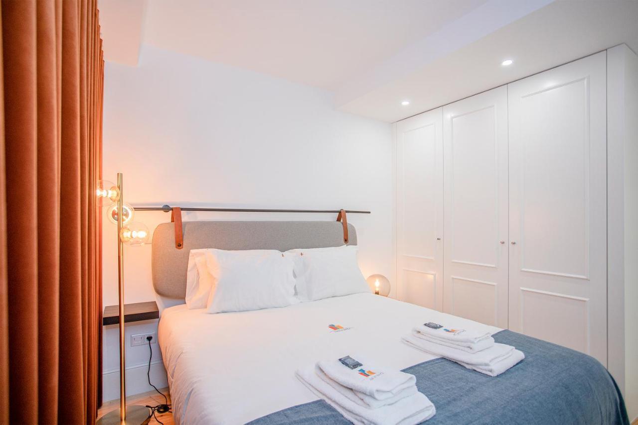 Liiiving In Porto - Flores Design Experience Apartments Extérieur photo